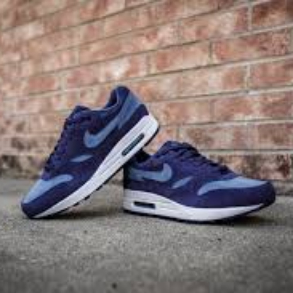 Nike Air Max 1 Premium Obsidian Navy Blue Sneakers